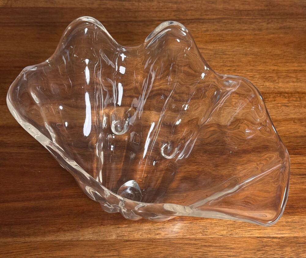 Vintage Grainware Clear Lucite Acrylic Clam Shell Bowl 11” MCM 1950-1980